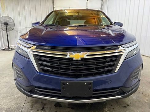 Used 2022 Chevrolet Equinox LT FWD image 2