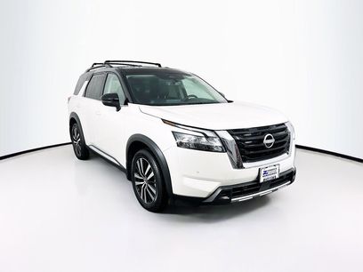 Used 2023 Nissan Pathfinder Platinum