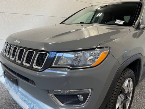 Used 2021 Jeep Compass Limited AWD/4WD image 15