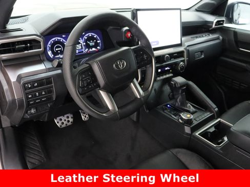 Used 2026 Toyota Tacoma TRD Sport image 14