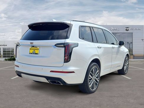 Used 2023 Cadillac XT6 Sport w/ Technology Package AWD/4WD image 5