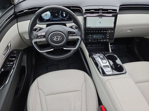 Certified 2023 Hyundai Tucson Limited AWD/4WD image 27