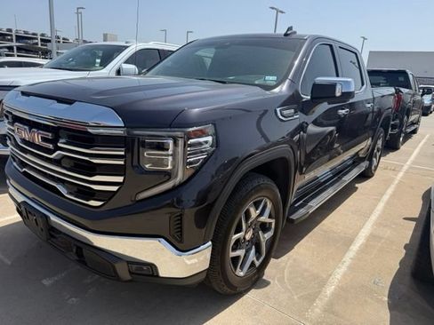 Used 2023 GMC Sierra 1500 SLT RWD image 2