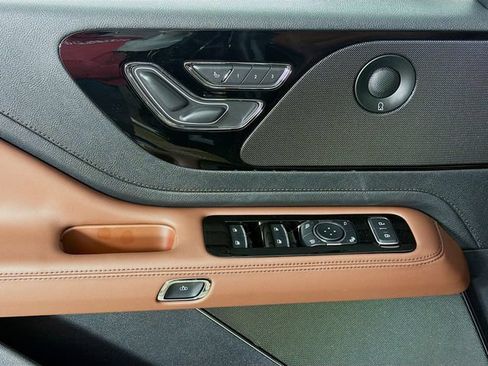 New 2026 Lincoln Aviator Reserve RWD image 18