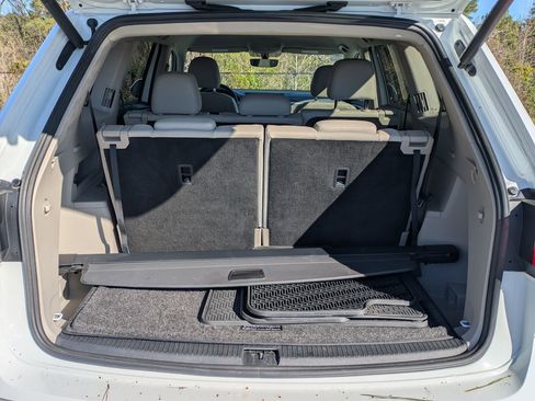 Used 2021 Volkswagen Atlas SE image 24