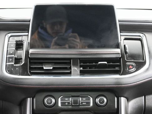 Used 2021 Chevrolet Suburban RST w/ Rear Media and Nav Package image 28