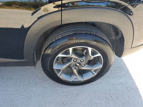 Used 2024 Chevrolet Trax LT image 20