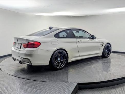 Used 2016 BMW M4 Coupe image 8
