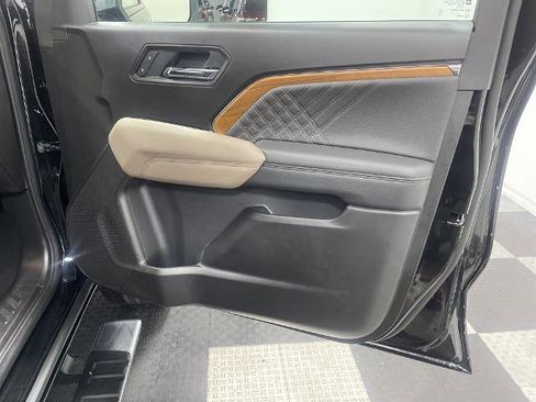 New 2026 GMC Canyon Denali image 17