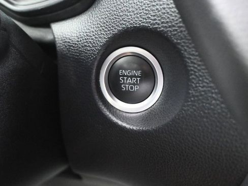 Used 2022 Toyota Corolla Cross LE FWD image 23