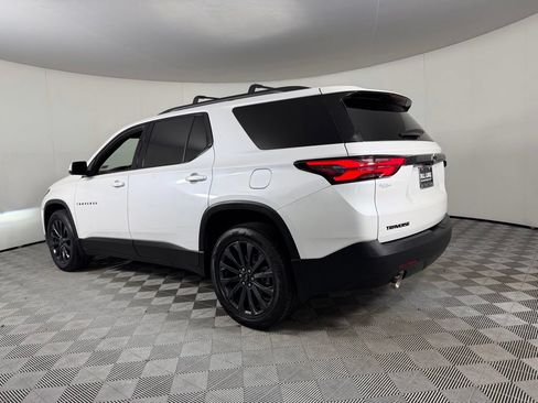 Used 2023 Chevrolet Traverse RS FWD image 9