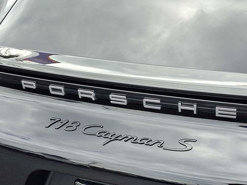 Used 2025 Porsche 718 Cayman S RWD image 31