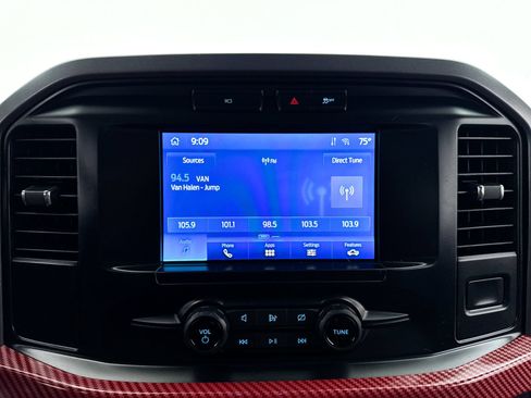 Used 2023 Ford F150 XLT AWD/4WD image 19
