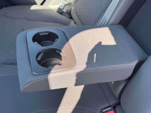 Certified 2025 Subaru Forester Premium image 30