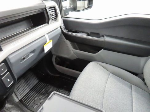 Used 2024 Ford F350 XL image 25