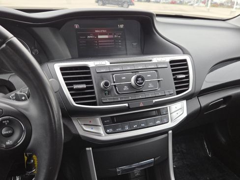 Used 2014 Honda Accord Sport image 27