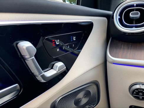 New 2027 Mercedes-Benz GLC 300 4MATIC image 24