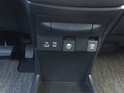 New 2026 Honda Odyssey Touring image 17