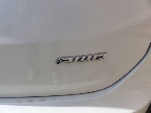 Used 2023 Ford Edge SEL AWD/4WD image 9