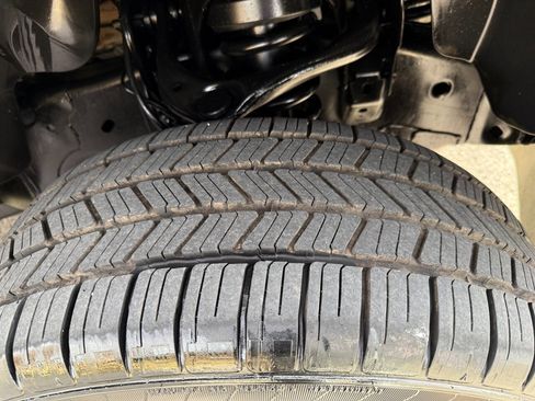 Used 2014 Ford F150 FX4 w/ Equipment Group 402A Luxury image 32