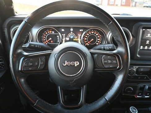 Used 2020 Jeep Wrangler Sport image 38