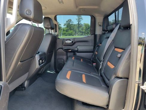 Used 2021 GMC Sierra 1500 SLT w/ SLT Premium Plus Package AWD/4WD image 29