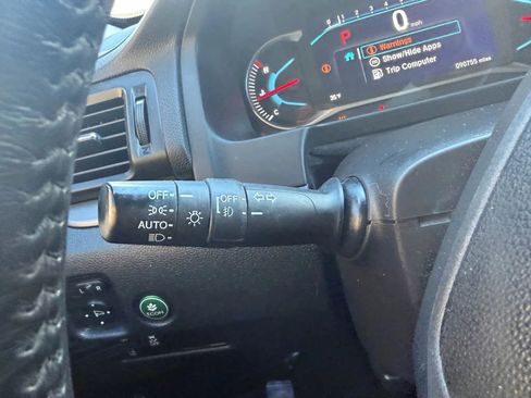 Used 2022 Honda Pilot Special Edition image 16