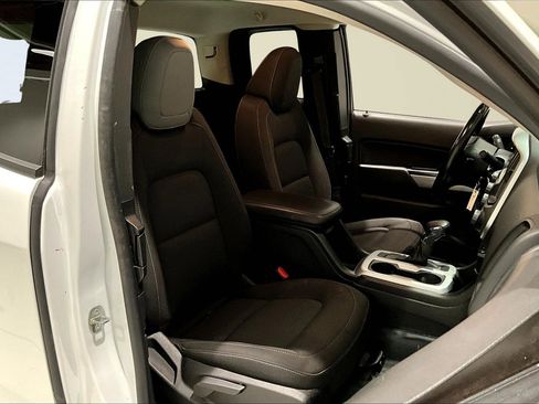 Used 2022 Chevrolet Colorado LT w/ Fleet Safety Package image 29