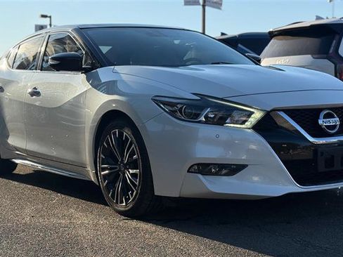 Used 2018 Nissan Maxima Platinum image 5