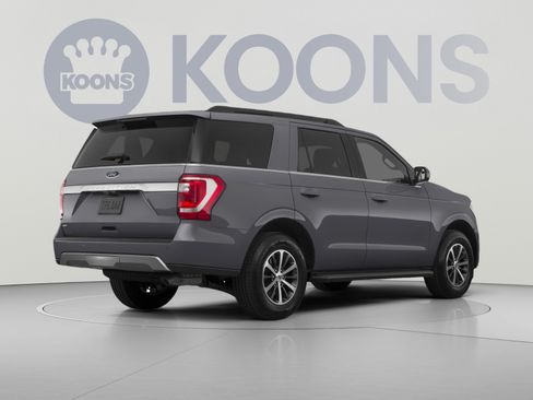 Used 2019 Ford Expedition Limited w/ Equipment Group 302A AWD/4WD image 4