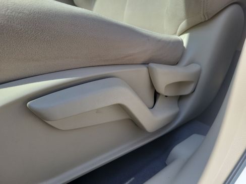 Used 2017 Nissan Murano S w/ Navigation Package FWD image 14