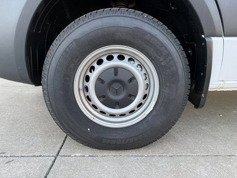 New 2025 Mercedes-Benz Sprinter 2500 image 27