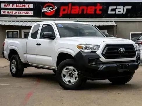 Used 2022 Toyota Tacoma SR image 4