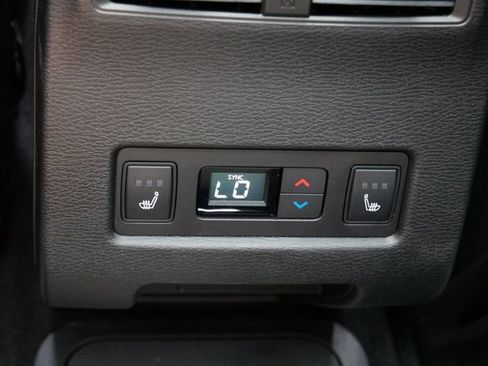 Used 2025 Mitsubishi Outlander SEL Black Edition AWD/4WD image 14