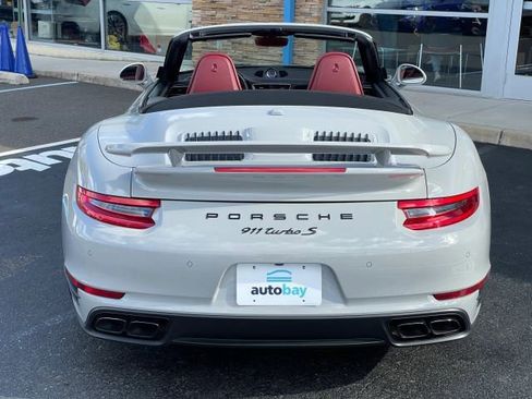 Used 2019 Porsche 911 Turbo S image 18