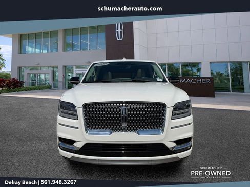 Used 2020 Lincoln Navigator L Reserve w/ Cargo Convenience Package AWD/4WD image 2