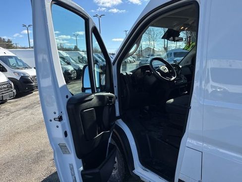 Used 2023 RAM ProMaster 2500 image 10