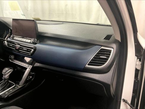 Used 2023 Kia Seltos S w/ Navigation Package image 13