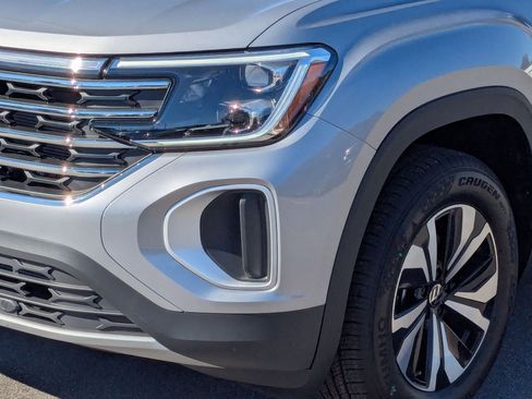 New 2026 Volkswagen Atlas SE image 9