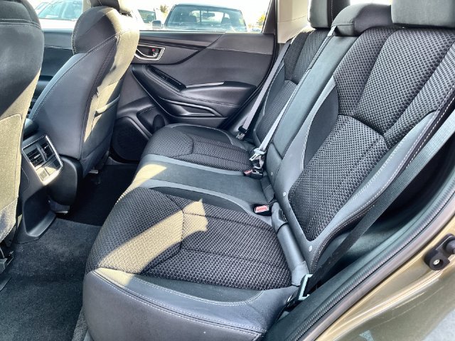 Certified 2024 Subaru Forester Premium AWD/4WD image 33