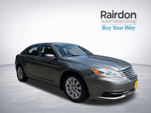 Used 2013 Chrysler 200 LX FWD image 1