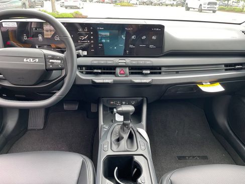 New 2026 Kia K4 EX FWD image 11