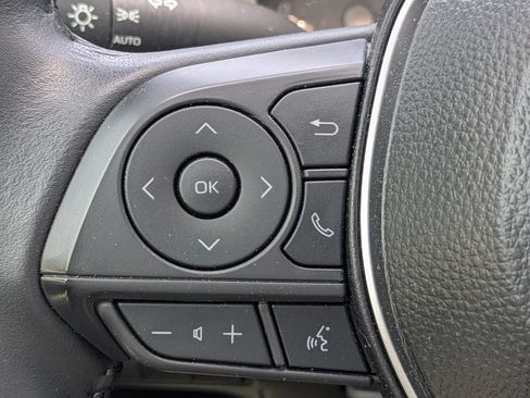 Used 2025 Toyota Corolla SE FWD image 23