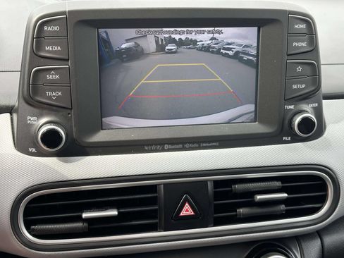 Used 2020 Hyundai Kona Limited AWD/4WD image 11