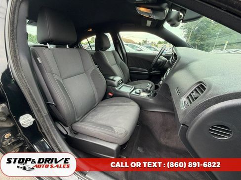 Used 2016 Dodge Charger SXT AWD/4WD image 13