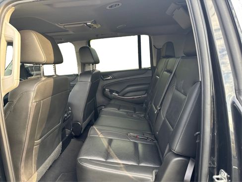 Used 2019 GMC Yukon XL SLT image 13