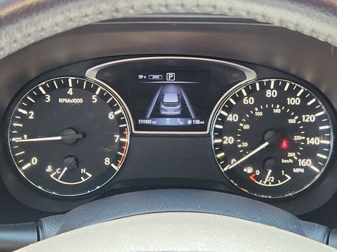 Used 2019 Nissan Pathfinder SV AWD/4WD image 20