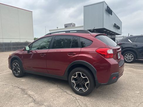 Used 2015 Subaru Crosstrek 2.0i Premium AWD/4WD image 3
