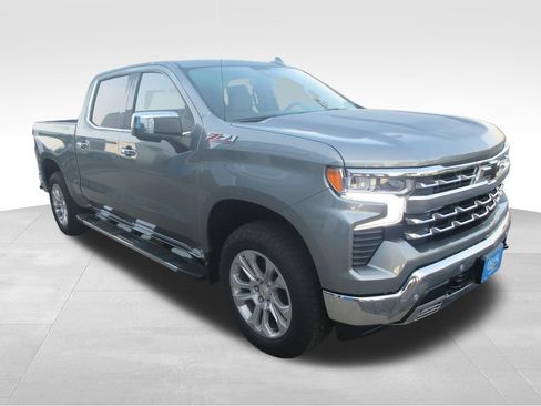 New 2026 Chevrolet Silverado 1500 LTZ w/ LTZ Premium Package AWD/4WD image 8