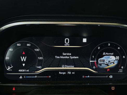 Used 2023 GMC Yukon SLT AWD/4WD image 46